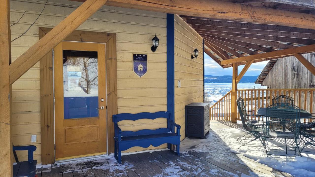 La Vieille Ferme, Ecogite Saint-Fulgence エクステリア 写真