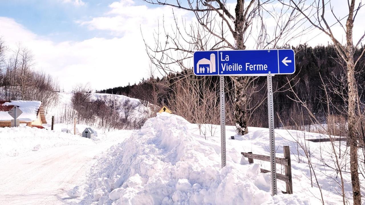 La Vieille Ferme, Ecogite Saint-Fulgence エクステリア 写真