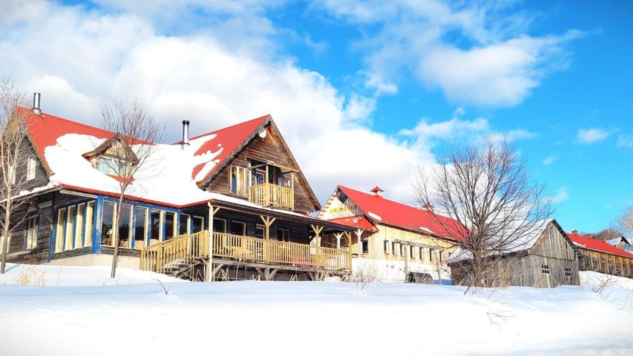 La Vieille Ferme, Ecogite Saint-Fulgence エクステリア 写真